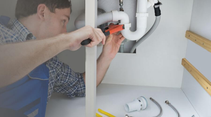 Local expert plumbing services in Saint Bernice, IN